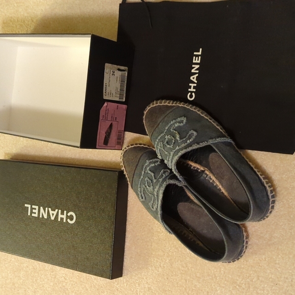 Chanel Cloth Espadrilles (Sz 36/US 5) - Picture 2 of 5